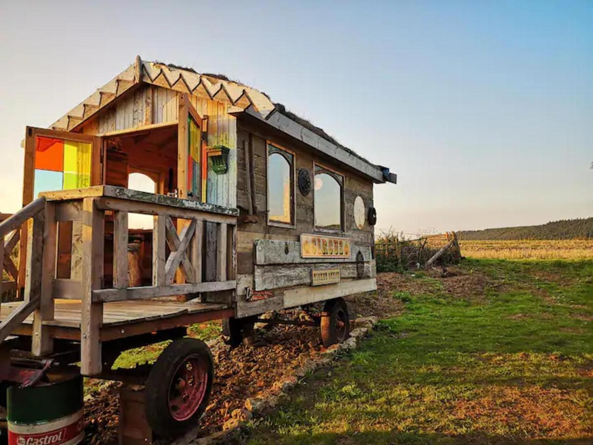 2 X Double Bed Glamping Wagon In Dalby Forest Scarborough Exterior foto