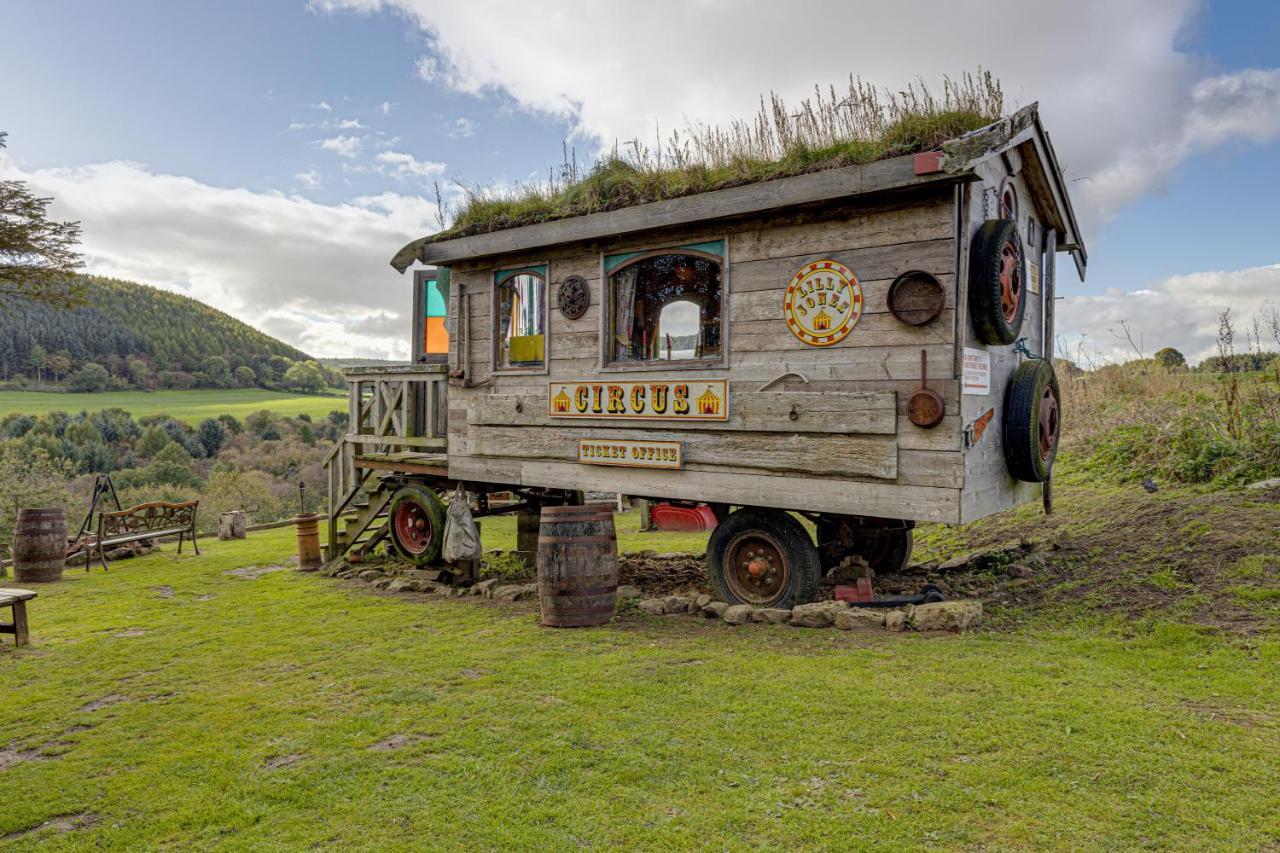 2 X Double Bed Glamping Wagon In Dalby Forest Scarborough Exterior foto